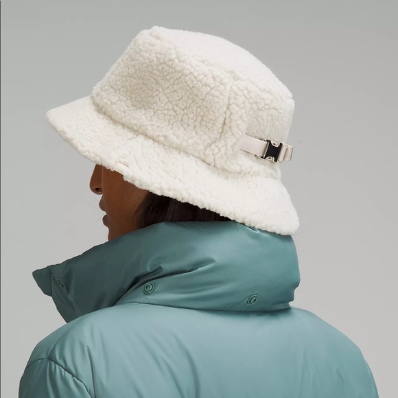 Lululemon Textured Fleece Bucket Hat - Picture 1 of 5
